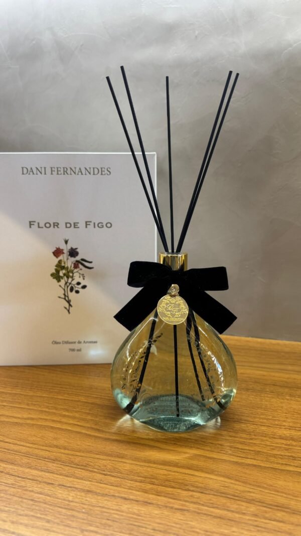 DIFUSOR DE AROMAS FLOR DE FIGO 700ML DANI FERNANDES