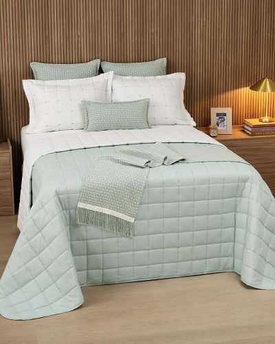 cobre-leito_diana_verde-malva-com-palha_ambientada_01